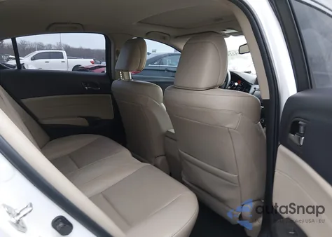 2016 Acura Ilx Premium Package/Technology Plus Package из США, поврежденный, VIN 19UDE2F7XGA008132